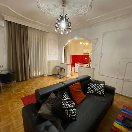 Apartment With Balcony And Ac Next To Danube Budapest Esterno foto