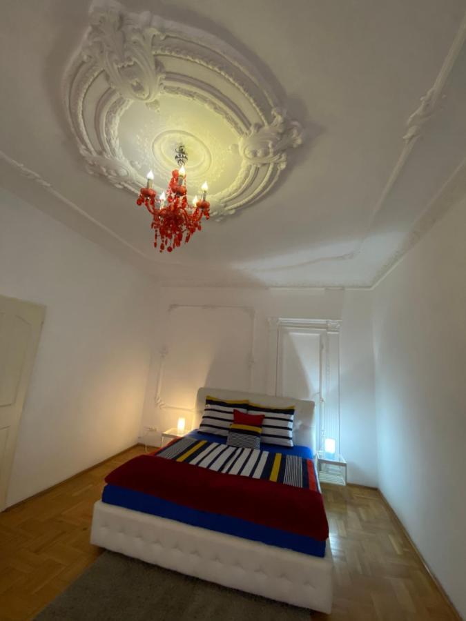 Apartment With Balcony And Ac Next To Danube Budapest Esterno foto