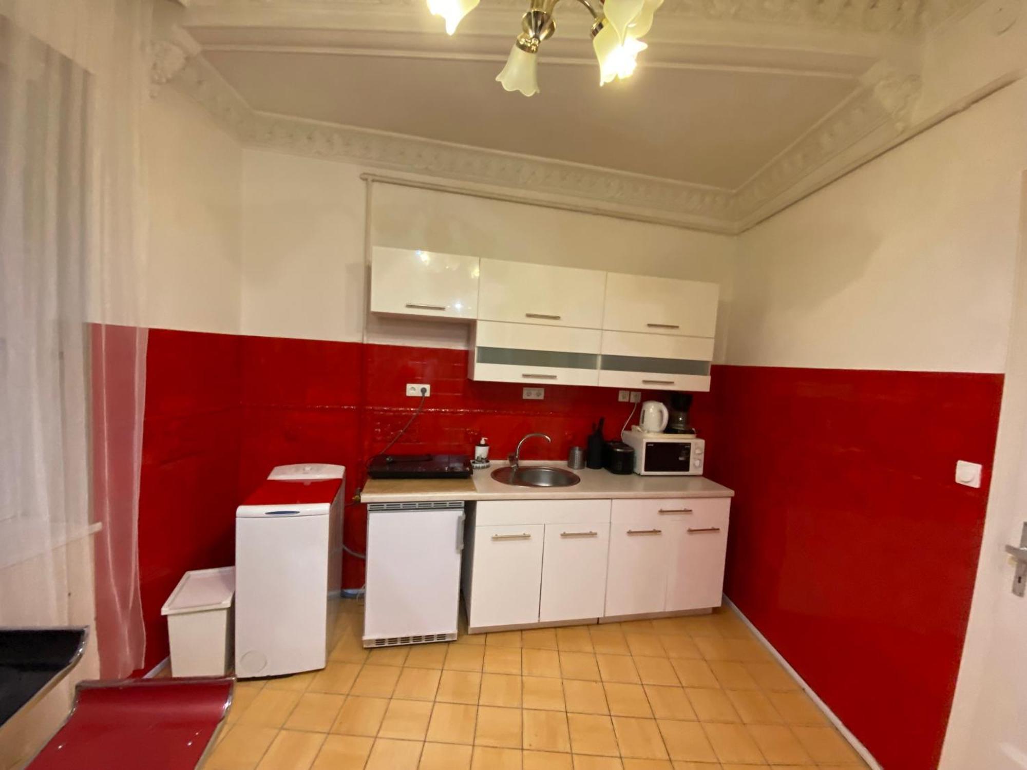 Apartment With Balcony And Ac Next To Danube Budapest Esterno foto