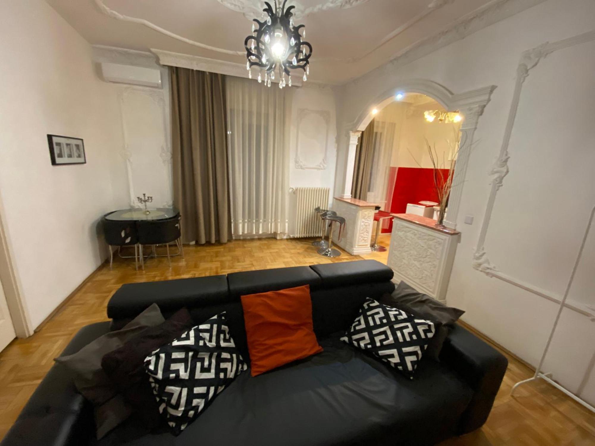 Apartment With Balcony And Ac Next To Danube Budapest Esterno foto
