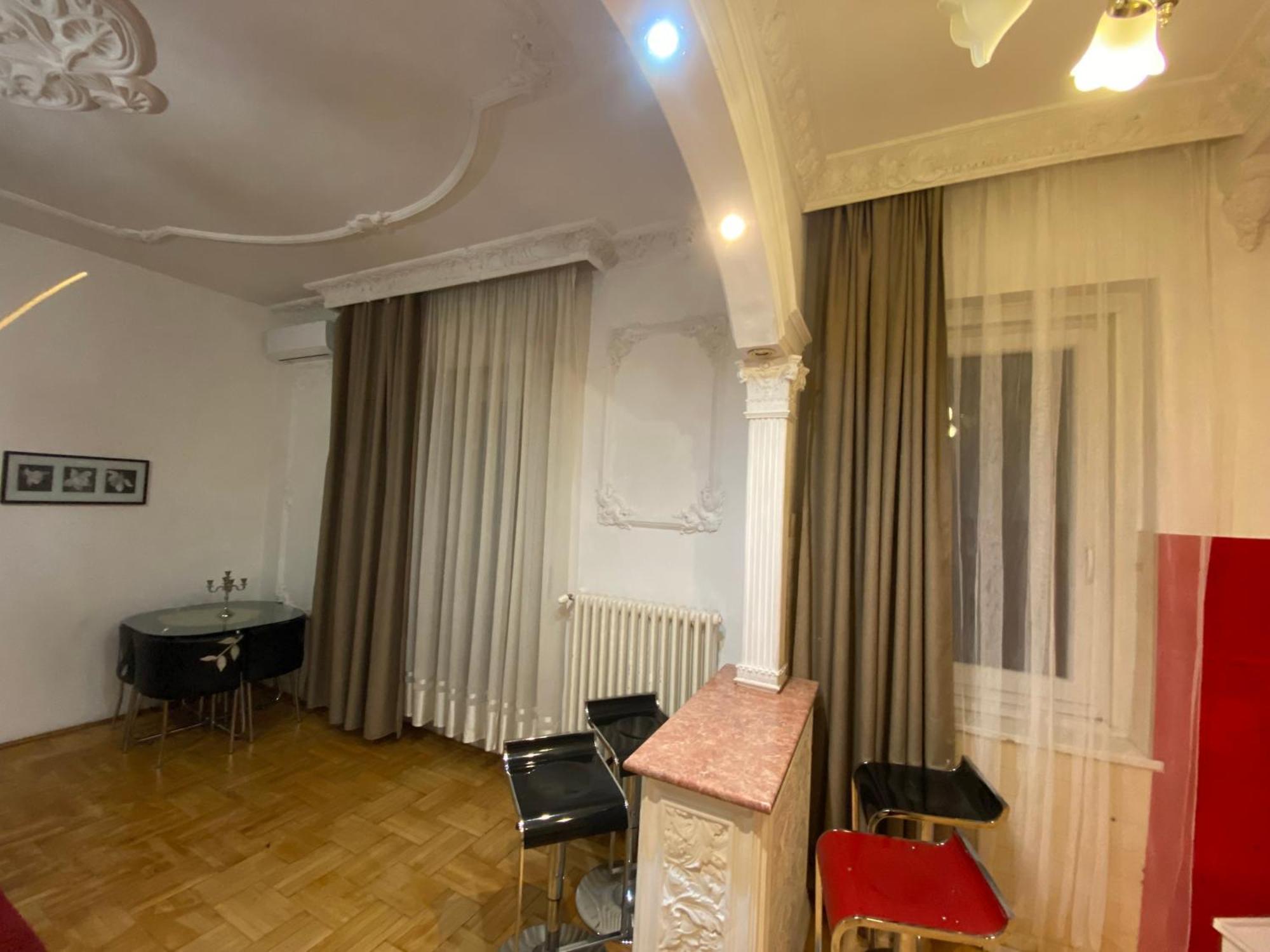 Apartment With Balcony And Ac Next To Danube Budapest Esterno foto