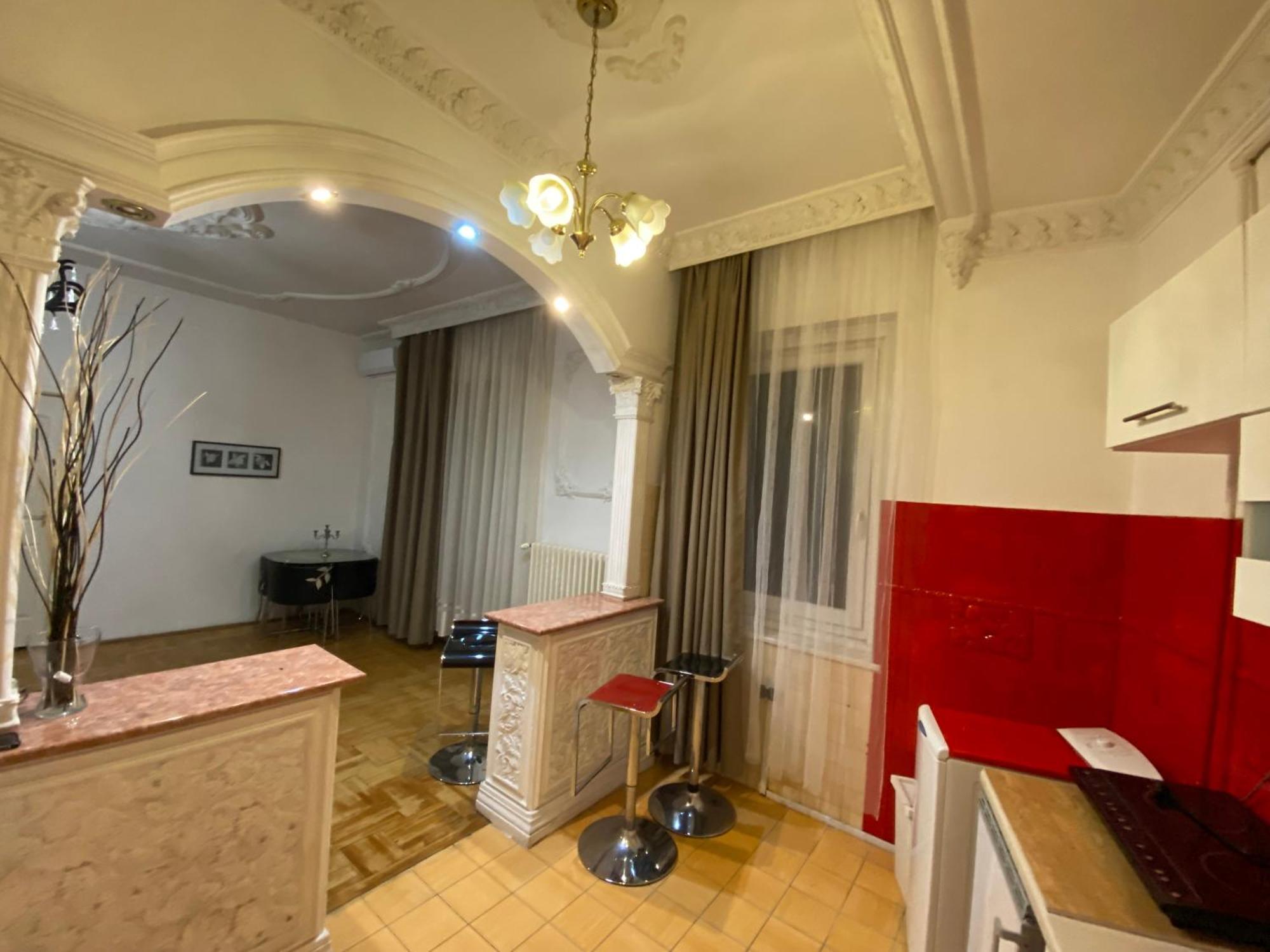 Apartment With Balcony And Ac Next To Danube Budapest Esterno foto